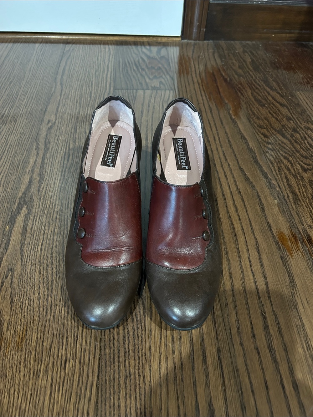 BeautiFeel womens Burgundy and Brown Oxford-Style Lace Button Shoes pump heel 10